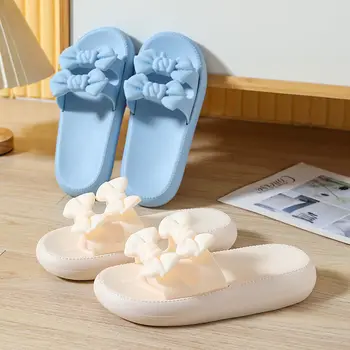 2022 tlustou spodní dámské letní vnitřní roztomilý luk domácnosti sandály koupelně protiskluzové měkké dno středním podpatku pantofle